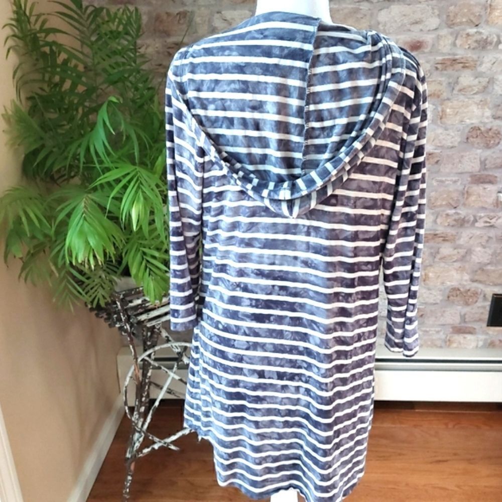 Sundiva coverup size S - Picture 2 of 6